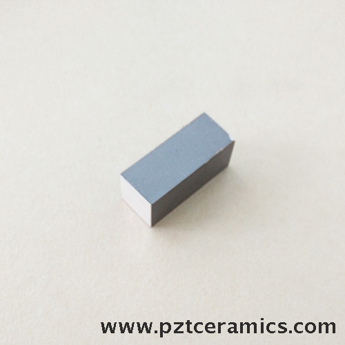 Elemento rectangular cerámico piezoeléctrico